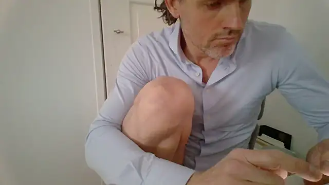 Brandonn1989amateur online show from March 26, 2026, 10:02 am