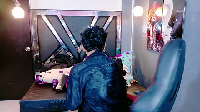 lunabustygirl online show from January 8, 2026, 6:19 am