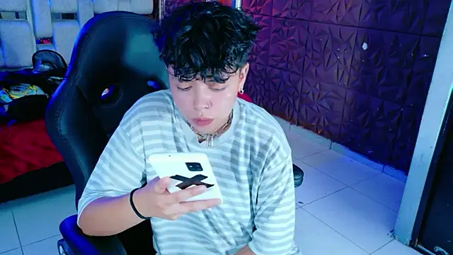 lunabustygirl online show from February 2, 2026, 5:06 am