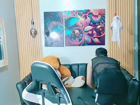 lunabustygirl online show from November 15, 2025, 3:54 am