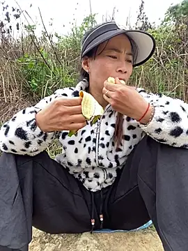 pitty mymi online show from March 5, 2026, 3:47 am