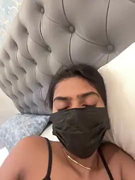 sexyayeshadesi online show from March 25, 2026, 3:55 pm