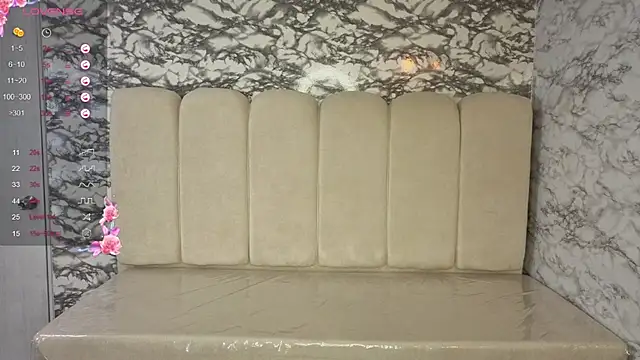 Maleja v  online show from December 4, 2025, 1:43 pm