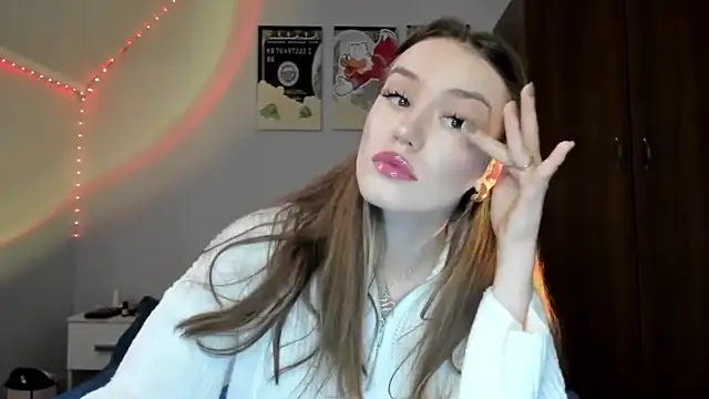 tinyglow online show from March 21, 2026, 12:34 am