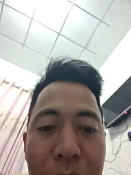 Hoang58236 online show from November 15, 2025, 5:50 pm