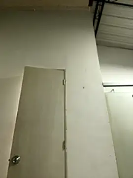 lizmy online show from November 27, 2025, 10:21 pm