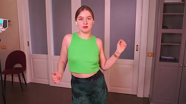 TonetteBasilia online show from November 23, 2025, 9:41 am