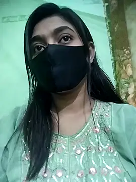 Disha Nur0 online show from March 13, 2026, 9:31 pm