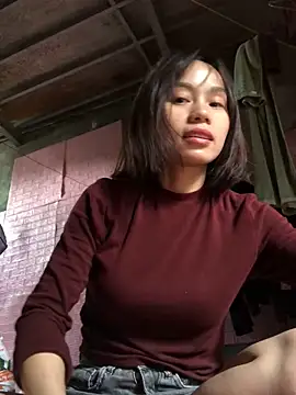 Trangbabylove online show from March 25, 2026, 2:12 am