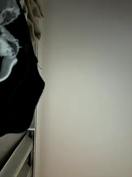 Luna MaskedMan online show from January 7, 2026, 12:37 am