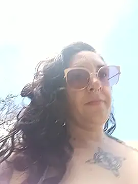 Melinerd online show from April 11, 2026, 6:00 pm