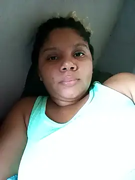 putinha  esthefany online show from November 14, 2025, 7:17 pm