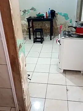 putinha  esthefany online show from November 18, 2025, 11:46 am