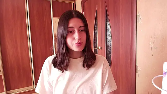 Snapshot of KristinaScott chatting on April 12, 2026, 10:40 am KristinaScott online show from April 12, 2026, 10:40 am