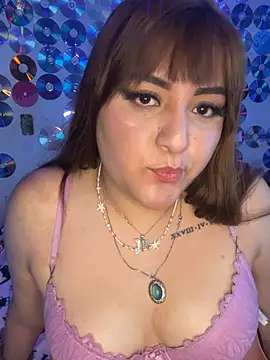 love queen02 online show from April 29, 2026, 5:52 pm