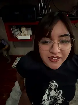 love queen02 online show from January 13, 2026, 7:40 pm