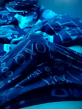 Kkkdkdjdj online show from November 16, 2025, 9:36 am