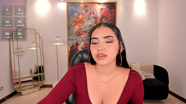 SophieLanne online show from July 6, 2026, 2:29 am