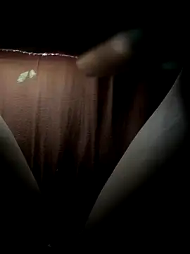 slimfreakyyyyyy online show from November 19, 2025, 9:48 pm