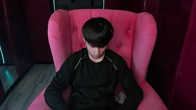 Snapshot of AlejandroEllias chatting on March 3, 2026, 10:22 am AlejandroEllias online show from March 3, 2026, 10:22 am