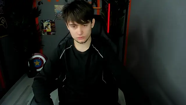 Snapshot of AlejandroEllias chatting on February 21, 2026, 6:59 am AlejandroEllias online show from February 21, 2026, 6:59 am