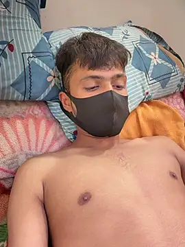 Snapshot of syndyc1 chatting on February 10, 2026, 6:29 pm syndyc1 online show from February 10, 2026, 6:29 pm