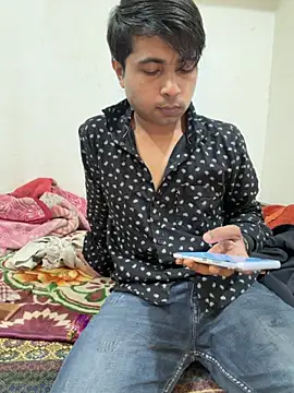 Snapshot of syndyc1 chatting on February 3, 2026, 9:03 am syndyc1 online show from February 3, 2026, 9:03 am