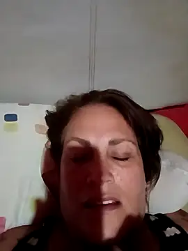 Snapshot of Tatitahot69 chatting on December 20, 2025, 7:17 pm Tatitahot69 online show from December 20, 2025, 7:17 pm