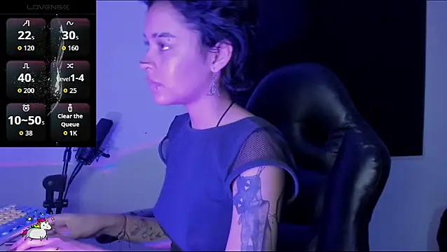 Anny Kiitty online show from April 11, 2026, 1:24 am