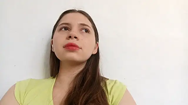 Snapshot of Taisialve chatting on November 18, 2025, 6:17 am Taisialve online show from November 18, 2025, 6:17 am