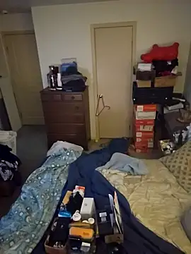 cubhunterpdx online show from November 15, 2025, 8:57 pm