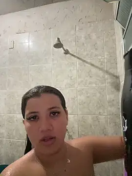 Snapshot of Larissa_xxe chatting on December 23, 2025, 1:27 am Larissa xxe online show from December 23, 2025, 1:27 am