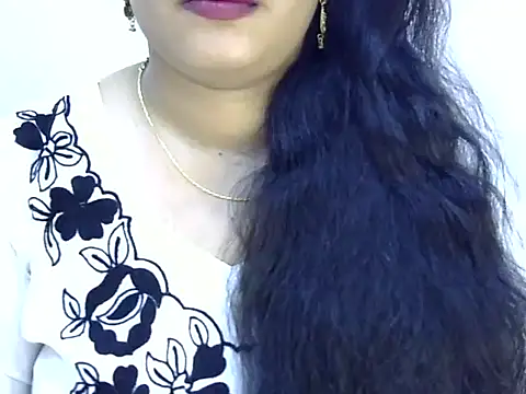 Snapshot of Muskan_Jha chatting on May 7, 2026, 2:16 am Muskan Jha online show from May 7, 2026, 2:16 am