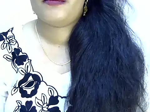 Snapshot of Muskan_Jha chatting on May 7, 2026, 2:31 pm Muskan Jha online show from May 7, 2026, 2:31 pm