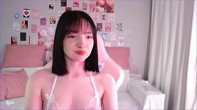 Lexi Bottom online show from April 15, 2026, 1:44 am