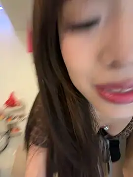 XX125216 online show from December 3, 2025, 12:48 pm