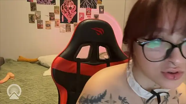 MilenaHot Baby online show from November 17, 2025, 12:20 pm