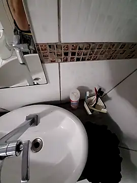 bnnzin online show from April 7, 2026, 10:11 pm