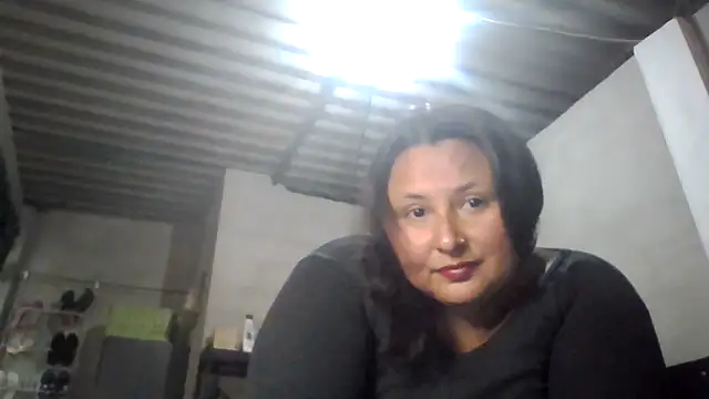 Snapshot of BWW-CINDY11 chatting on February 19, 2026, 7:00 pm BWW-CINDY11 online show from February 19, 2026, 7:00 pm