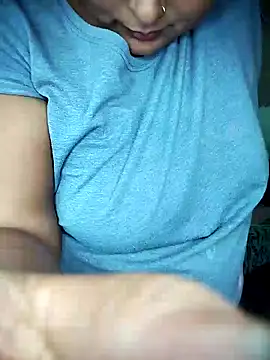 Snapshot of BWW-CINDY11 chatting on February 22, 2026, 2:19 pm BWW-CINDY11 online show from February 22, 2026, 2:19 pm