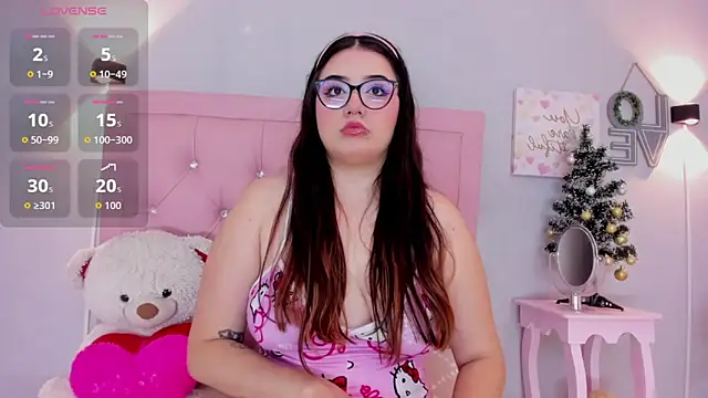 Snapshot of Violeta_Morgan_ chatting on November 18, 2025, 12:08 pm Violeta Morgan online show from November 18, 2025, 12:08 pm