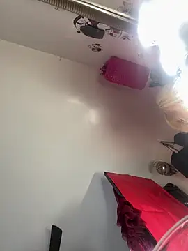 Motherbigbus online show from March 10, 2026, 1:20 am