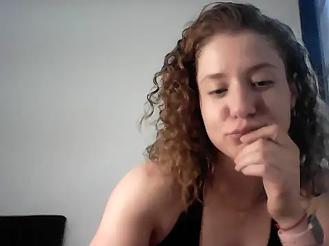 JujubaSweetie online show from November 26, 2025, 7:36 pm