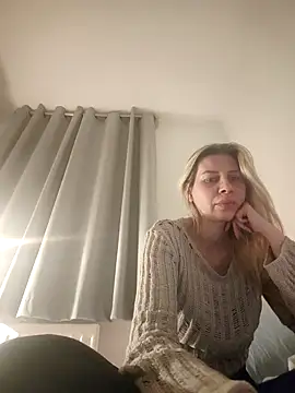 NaughtyClaudia  online show from February 6, 2026, 11:01 pm