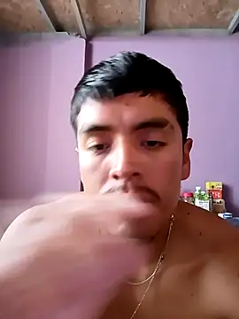 julinho- online show from December 2, 2025, 9:27 pm