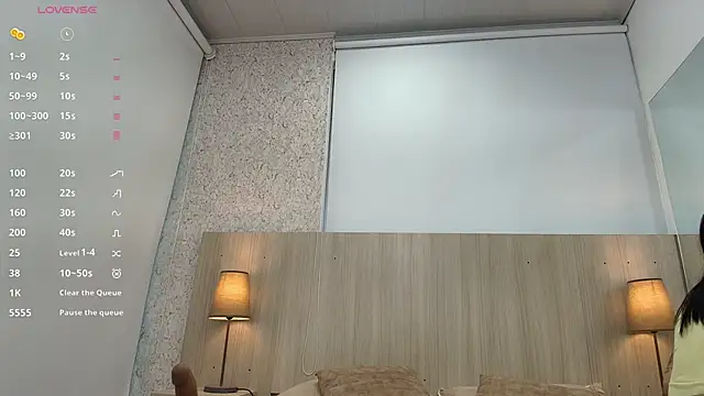 mature eva1 online show from April 5, 2026, 11:17 am