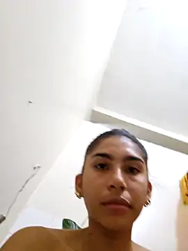 skinnyrox online show from February 13, 2026, 2:22 am