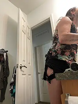 tsashelayamylynzy online show from March 30, 2026, 9:05 pm