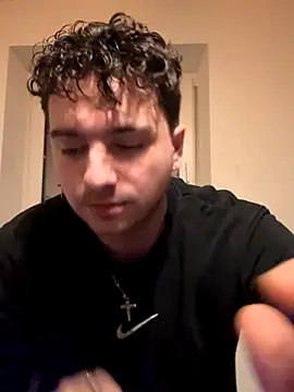 Snapshot of lukassmiile chatting on November 16, 2025, 3:33 am lukassmiile online show from November 16, 2025, 3:33 am