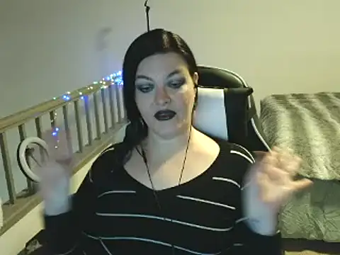 Snapshot of misssirena chatting on November 19, 2025, 1:27 am misssirena online show from November 19, 2025, 1:27 am